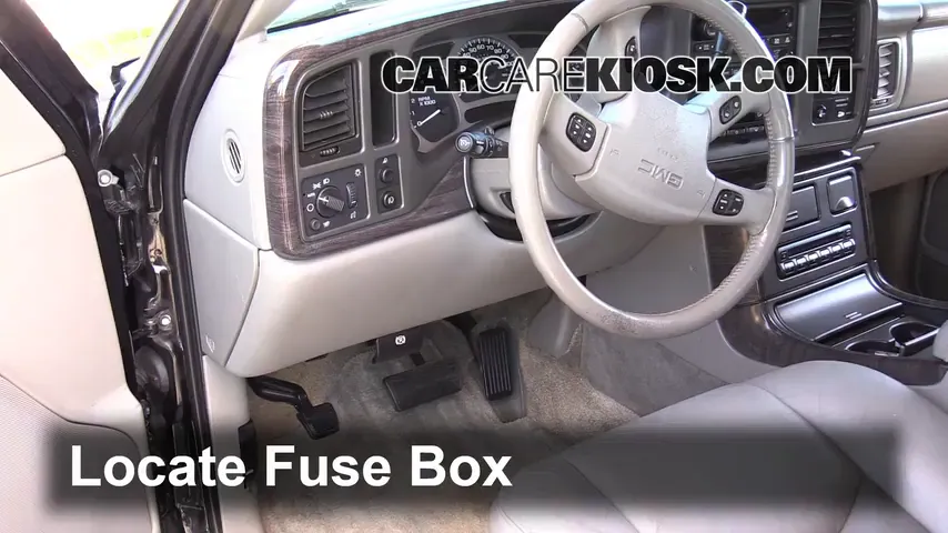 2003 GMC Sierra Denali 6.0L V8 Fuse (Interior)